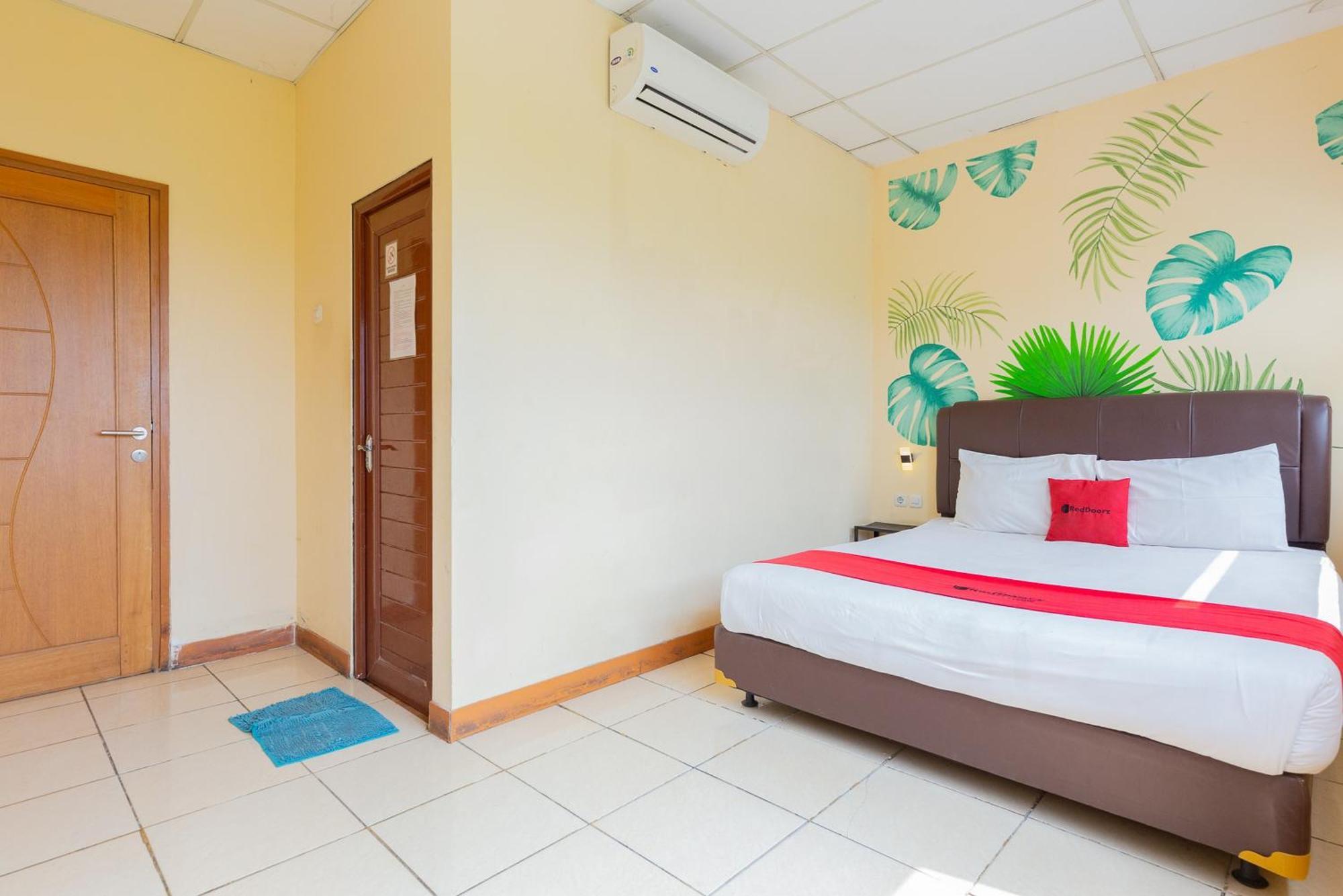 Reddoorz @ Iodium Residence Cikarang Cibeber Экстерьер фото